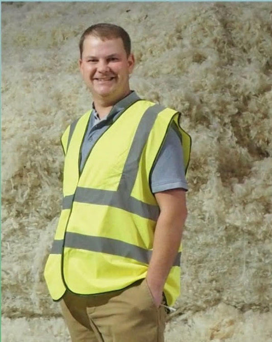 Demonstrasjon av "blyant forgarn maskin" på spinneriet hos Vågå ull as fredag 3.7.2026